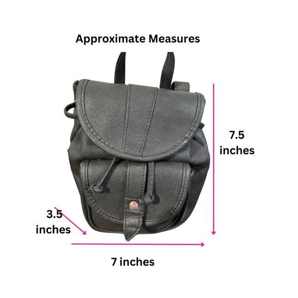 🖤 Vintage Pre-Loved Black Mini Backpack with Gold Accents 🖤 - Picture 3 of 6